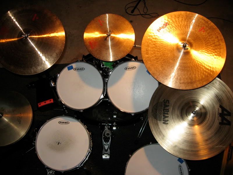 Ride cymbal positioning